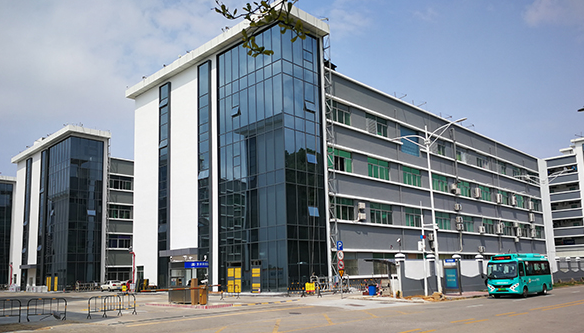 阳日镇智慧园区幕墙维修